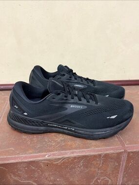Brooks Men's Adrenaline GTS 23 Wide-Width Running Sneakers